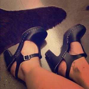 Hasbeen T strap clog.